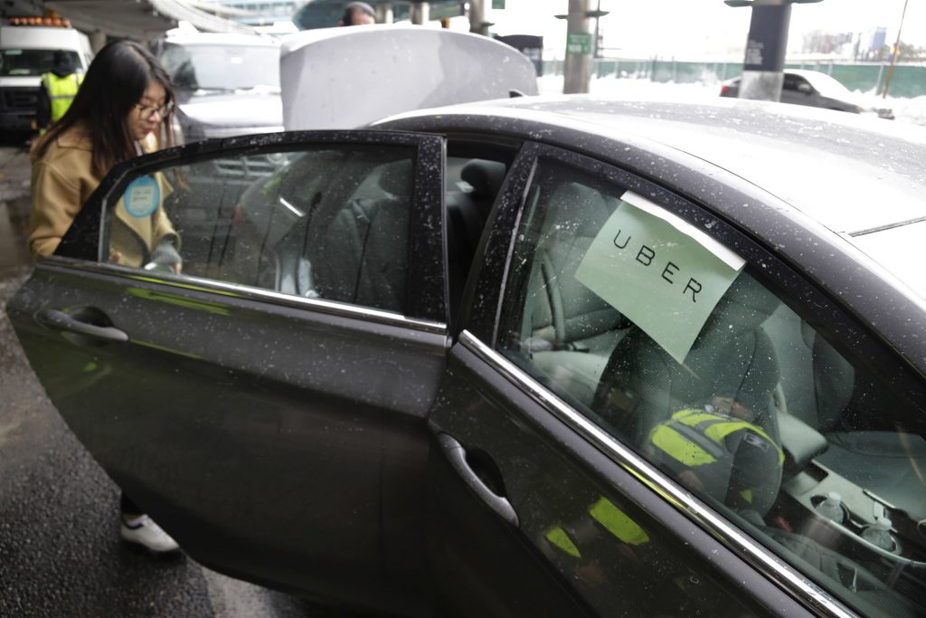 Uber、著しく評価の低い乗客を利用停止へ